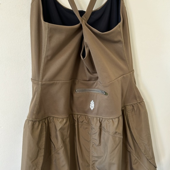 Free People Righteous Runsie in Tea Leaves Size Large NWOT - Picture 8 of 12